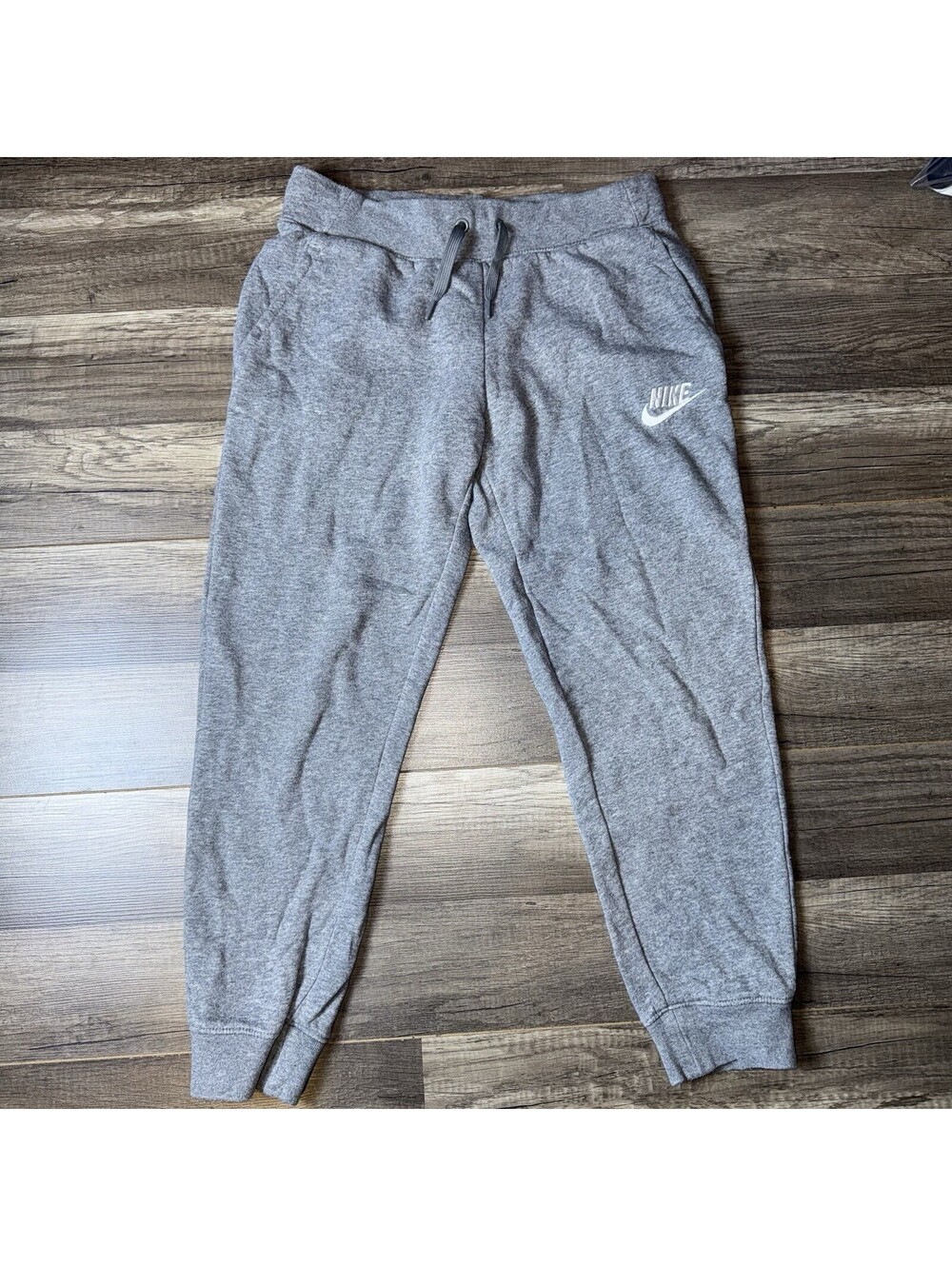 Nike Kids Gray Fleece Jogger Sweatpants Youth Size Medium Standard Fit